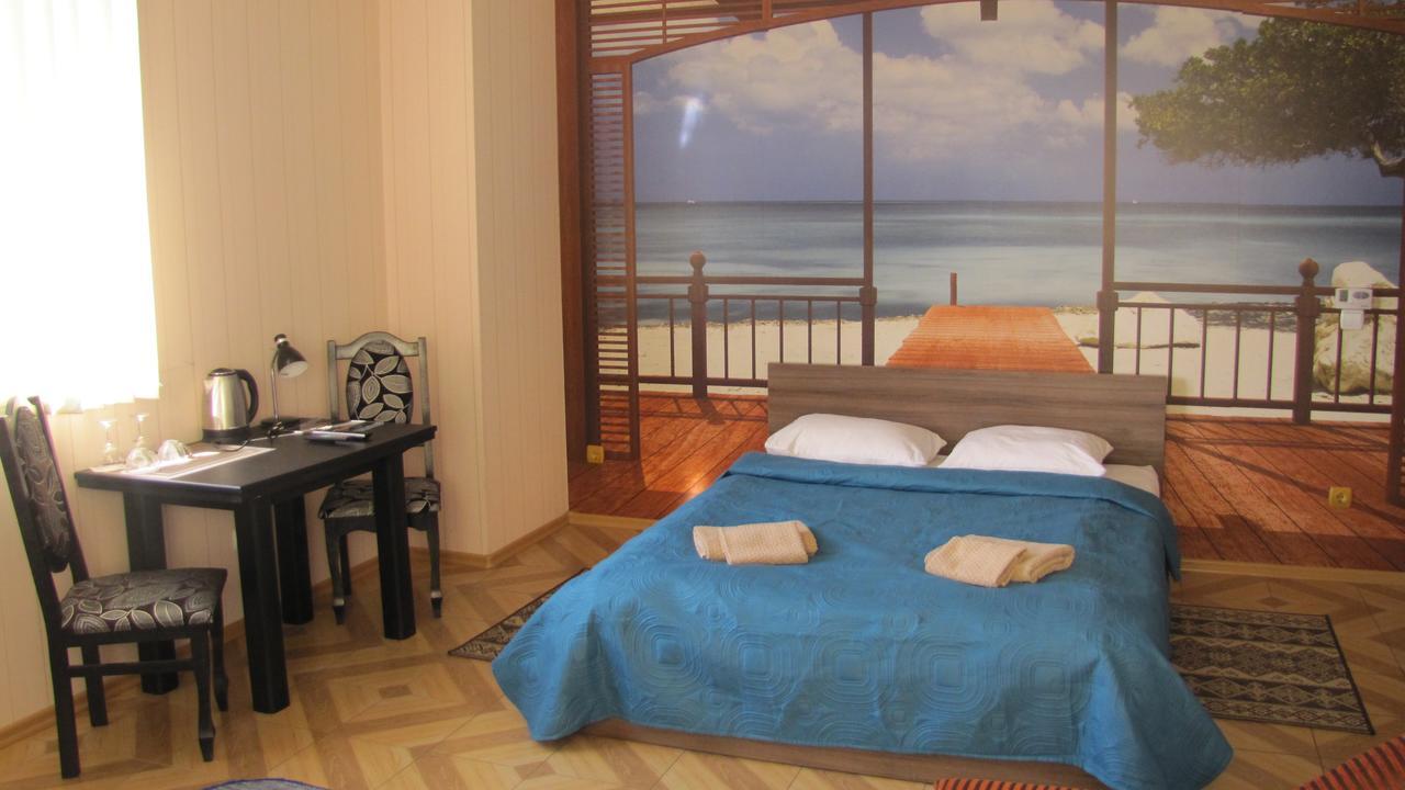 Mini Hotel Leon Lalovo Buitenkant foto